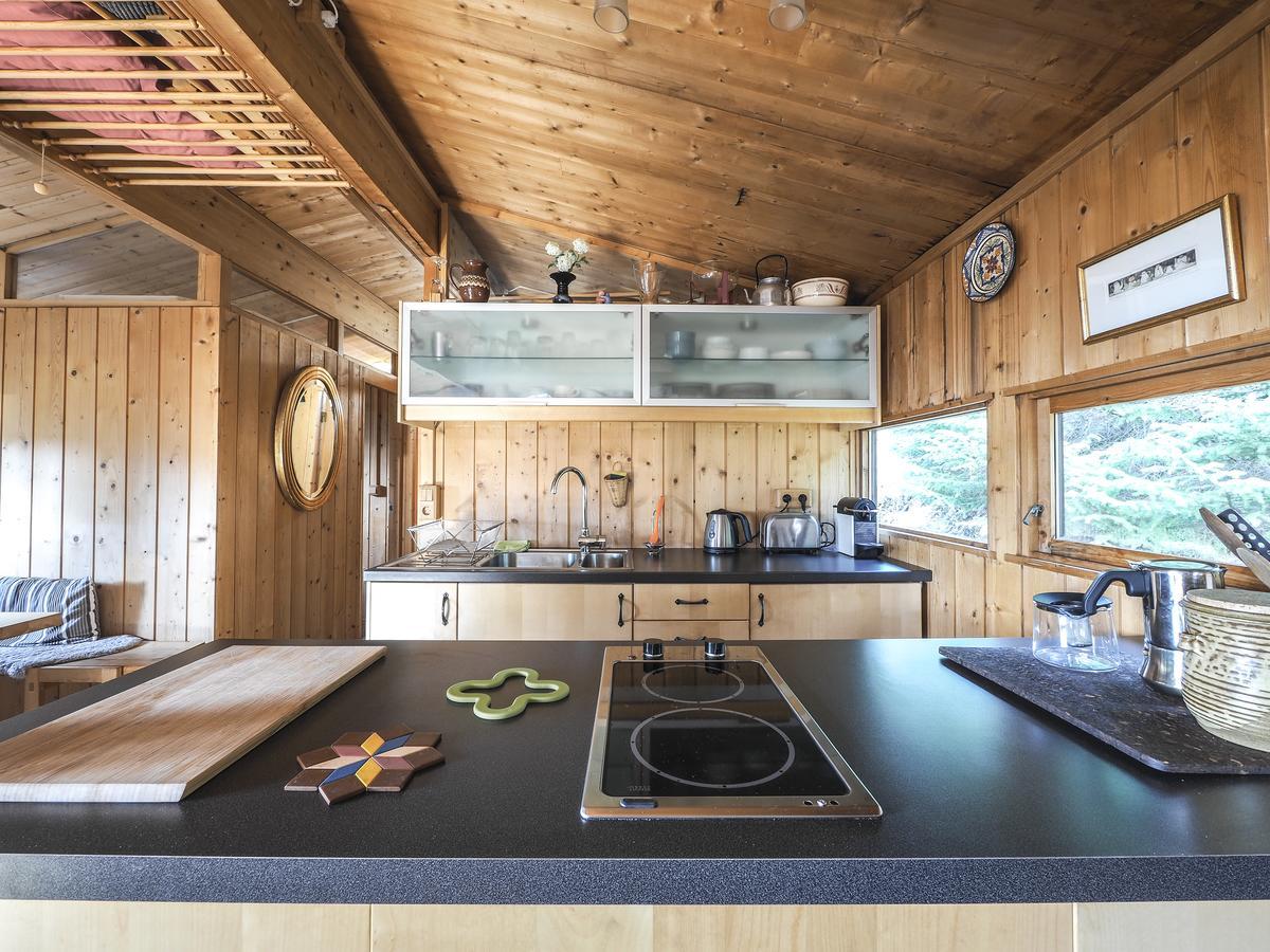 Lovely Cabin In The Capital Area With Hot Tube Hafnarfjordur Ngoại thất bức ảnh
